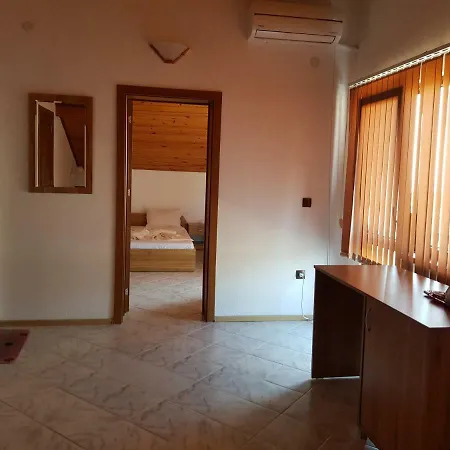 Vladimirov 招待所