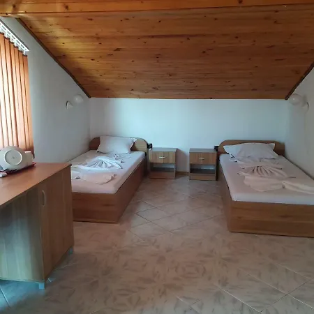 Vladimirov 2* 普里莫尔斯科