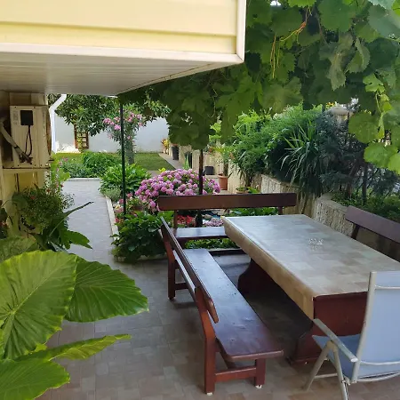 Vladimirov 2* 普里莫尔斯科